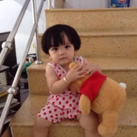 Chấm bi vợ Woo Seulgi