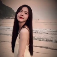 june wanwimol /em  /