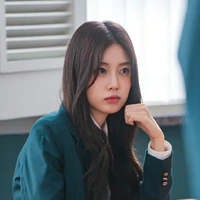 Kang Hyewon