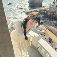 Trương Hạ uyển_Y