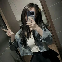 Nguyễn Thị Tú Mai (mẹ anh)