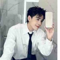 QUANG HÙNG
