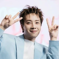 trần phong hào (Nicky)