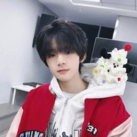 Uông Tuấn Hy ( anh H )