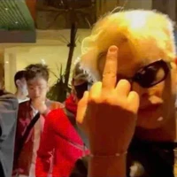 Tác Giả Đây☺️