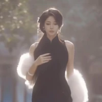mẹ Hoàng Hiếu