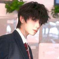 Vương Lỗ Kiệt _ anh