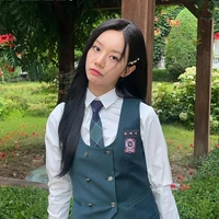 Yoo Jea Yi(J)
