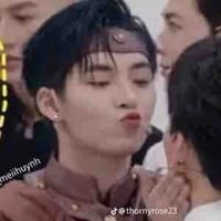 Huỳnh Hoàng Hùng-Omega