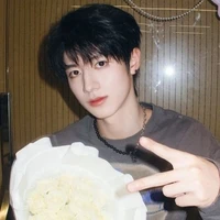 Chu Chí Hâm 🍗 (anh)