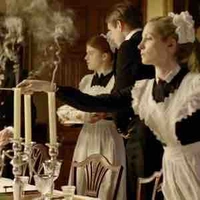 All Người Làm Trong Dinh Thự