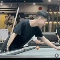 Vương Thuyên ( Yiwei )