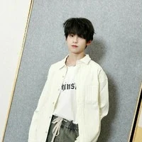 Dương Hàm Bác _B