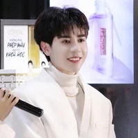 Lê Quang Hùng-Phone