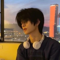 Thất Cửu ( anh )