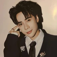 Lê Quang Hùng[E]