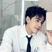 Lê Quang Hùng (phone)