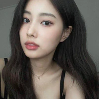 Kang Hyewon