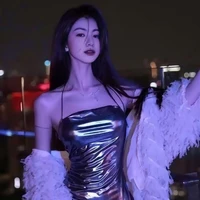 tô minh thư ( mẹ cô )