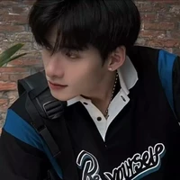 Huỳnh Hoàng Hùng(Hùng Huỳnh)