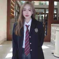 June Wanwimol(nàng)