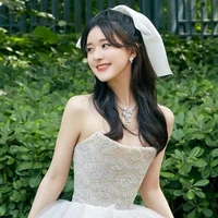 Lộ Tư bff nu9