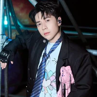 All Top(Quang Hùng
