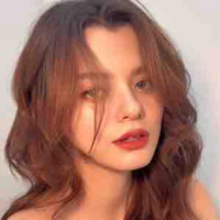Becky Rebecca Patricia Armstrong (Nàng)