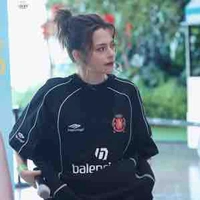 Becky Rebecca Patricia Armstrong (Cô)