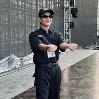 Anh đàn em mlem hơn chủ