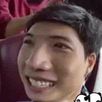 Bé tg bị khùng