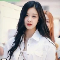 pharita chaikhong *em*