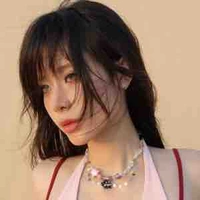 Hoàng Diệp Anh 