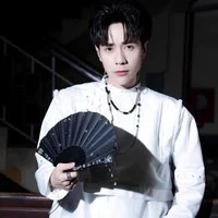 Quang hùng