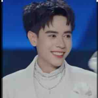 Lê Quang Hùng 