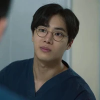 Bác sĩ `Yang Jae Won