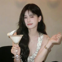 Đặng Huyền Hà Vy_@Dghaevie-Rency¹⁷