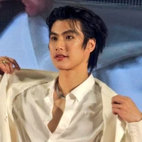 Ohm Pawat (hắn)