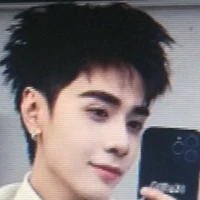Quang Hùng MASTER