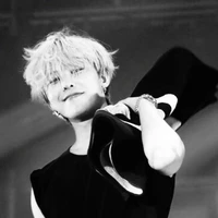 Kwon Ji Yong (G-Dragon)