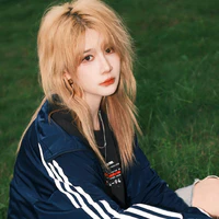 Trần Kha (Cô)
