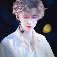 Hạ Tuấn Lâm 🐰