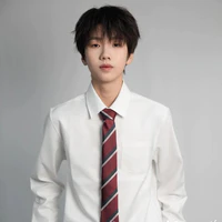 Nhiếp Vĩ Thần