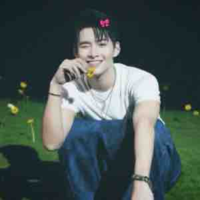Hùng Huỳnh