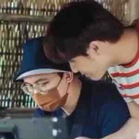 Tác giả đáng êu