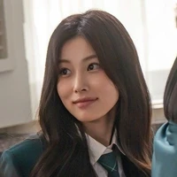 Kang Hyewon