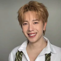 TRẦN PHONG HÀO-NICKY