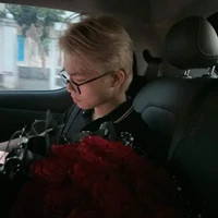 Thóng Lai Bâng - anh