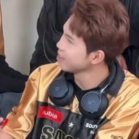 Đạt (Nguyễn Hữu Đạt!?)