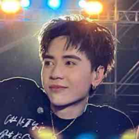 Quang Hùng